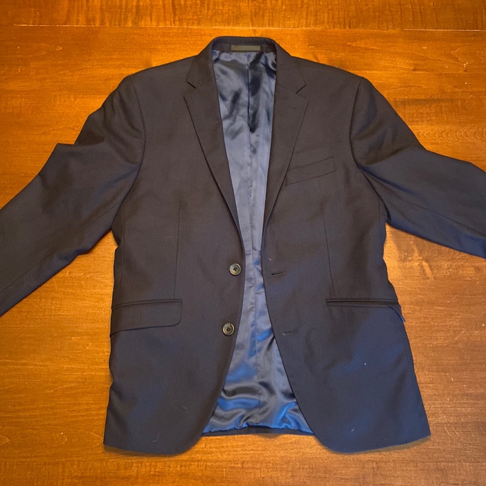 Kenneth Cole sports coat. Size 36 slime